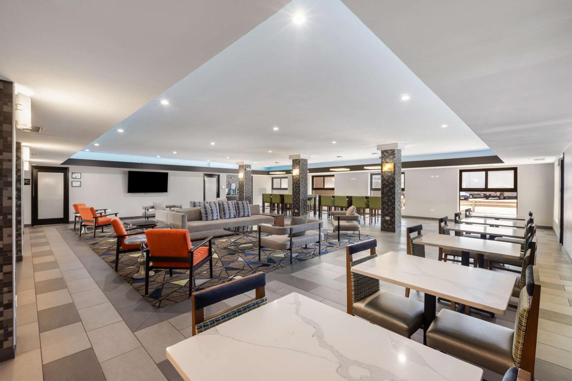 Best Western Inn & Suites - Midway Airport Burbank Bagian luar foto